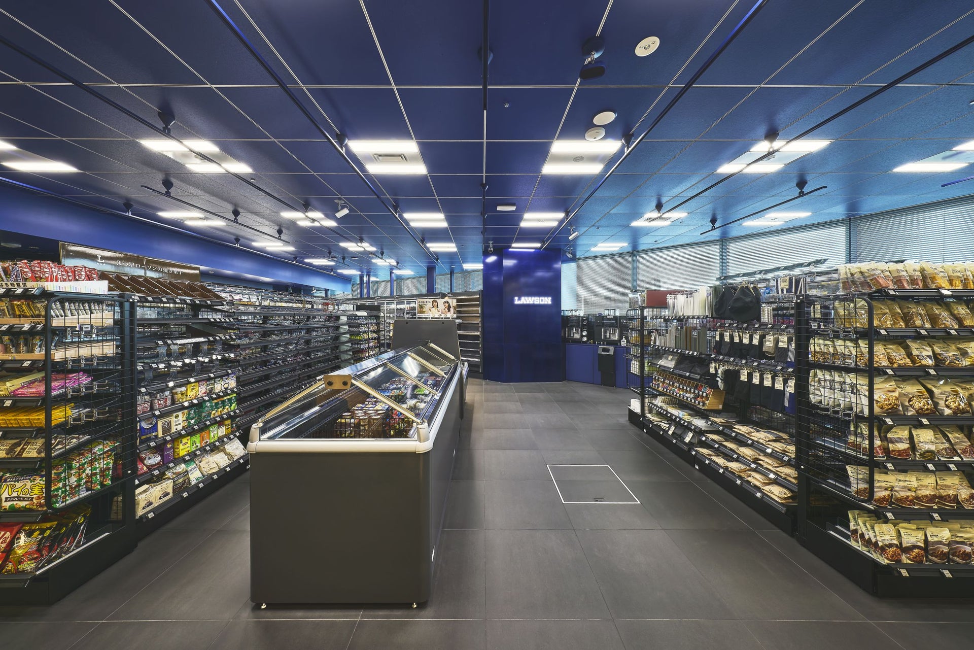 ローソン S KDDI高輪本社店2